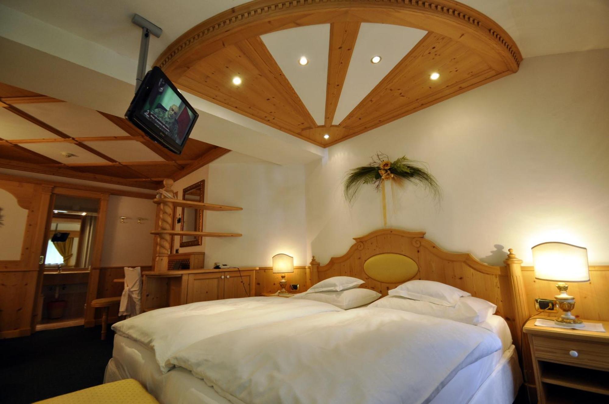 Hotel Al Forte Arabba Bagian luar foto