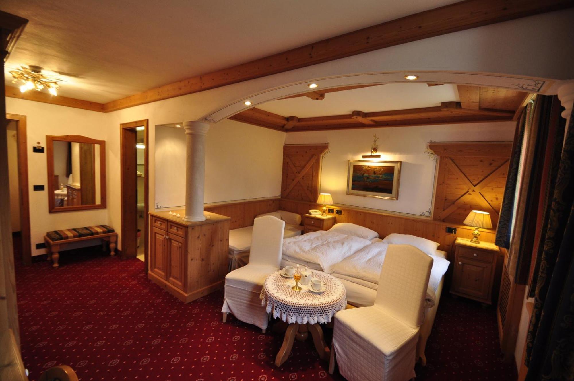 Hotel Al Forte Arabba Bagian luar foto